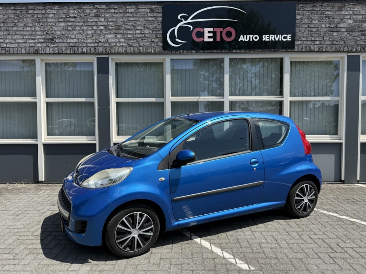Peugeot 107 - 1.0-12V XS 1.0-12V XS - AutoWereld.nl