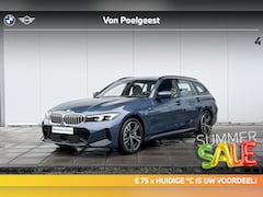 BMW 3-serie Touring - 330i xDrive M-Sport 18 Inch / Binnen & Buitenspiegel Automatisch Dimmend / Active Cruise C