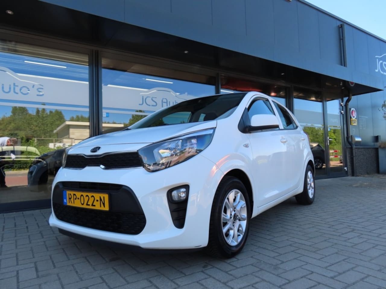 Kia Picanto - 1.0 CVVT ComfortPlusLine Navigator Airco Camera 2018 - AutoWereld.nl