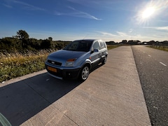 Ford Fusion - 1.6-16V Crossroad