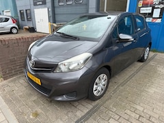 Toyota Yaris - 1.0 VVT-i Aspiration 08-2012 - Koppeling Defect 2e eigenaar auto met NAP en alle boekjes.
