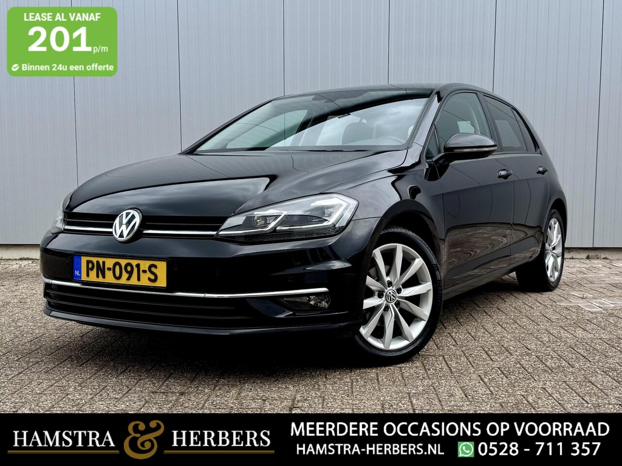 Volkswagen Golf - 1.0 TSI Highline zwart - AutoWereld.nl