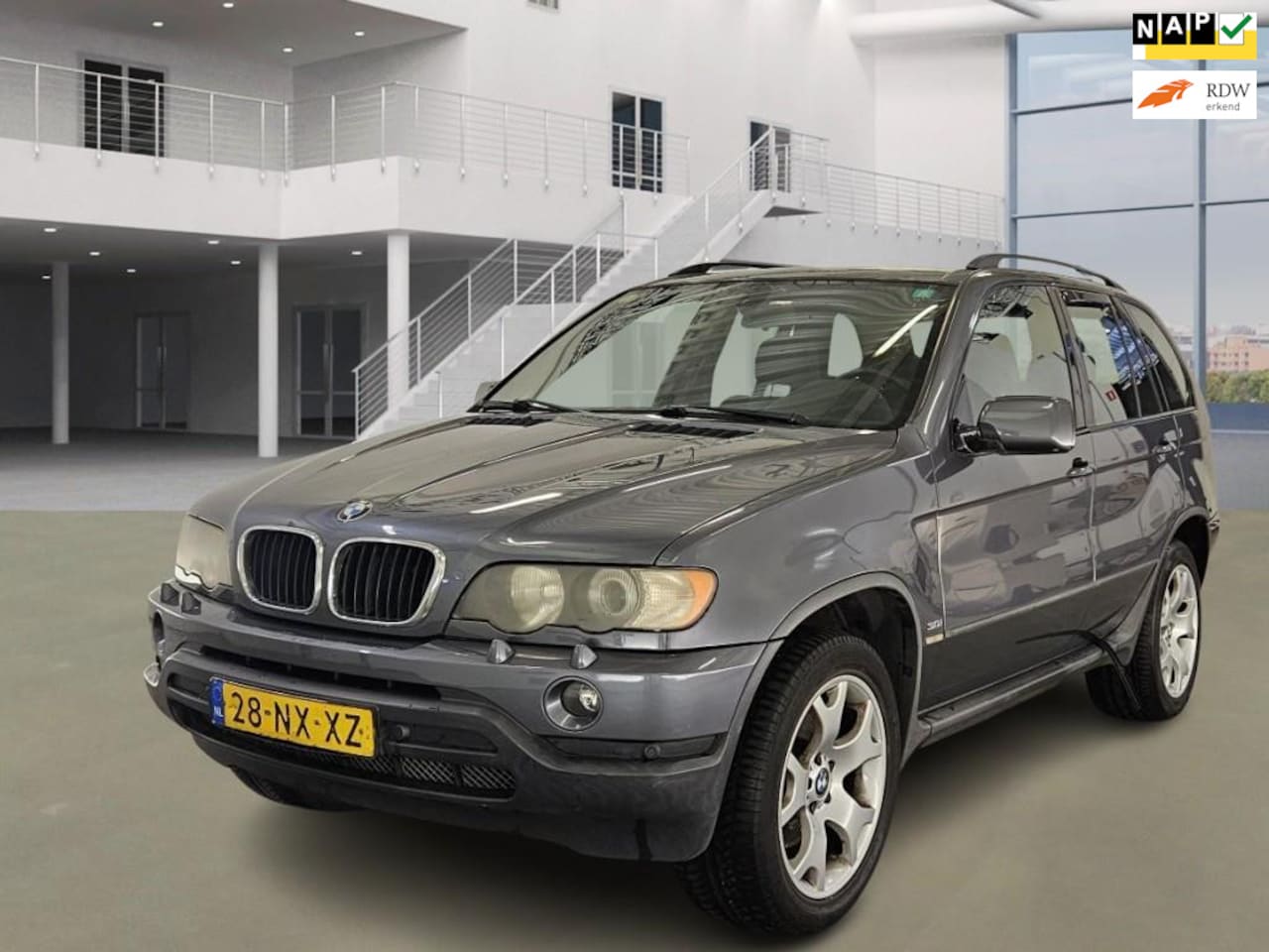 BMW X5 - 3.0i Executive|youngtimer|xenon|navi|psensor|trekhaak|leder| - AutoWereld.nl