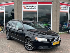 Volvo V70 - 2.4 D5 Summum - Xenon - Navi - Pdc - Automaat