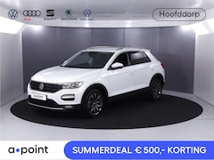Volkswagen T-Roc - 1.5 TSI Style 150 pk Automaat (DSG) | Navigatie | Autom. airco | Parkeersensoren | Achteru