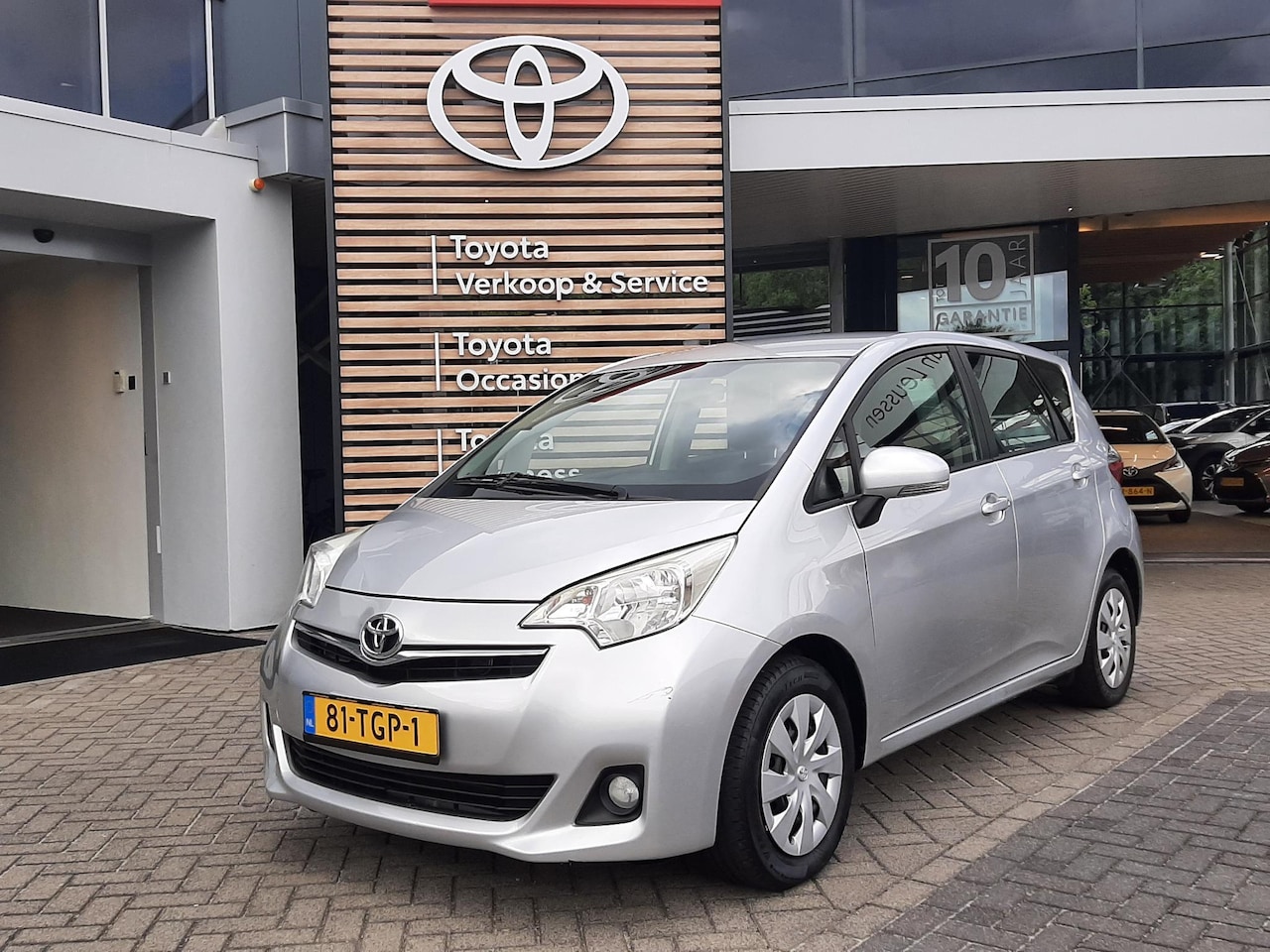 Toyota Verso S - 1.3 VVT-i ASPIRATION AUTOMAAT TREKHAAK BLUETOOTH HANDSFREE CRUISE AIRCO - AutoWereld.nl