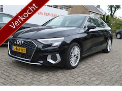 Audi A3 Limousine - 35 TFSI Busn. ed. NL-auto / Sportstoelen / Led kopl. / Apple, android