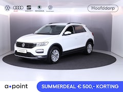 Volkswagen T-Roc - 1.5 TSI Style 150 pk Automaat (DSG) | Navigatie | Parkeersensoren | Achteruitrijcamera | A