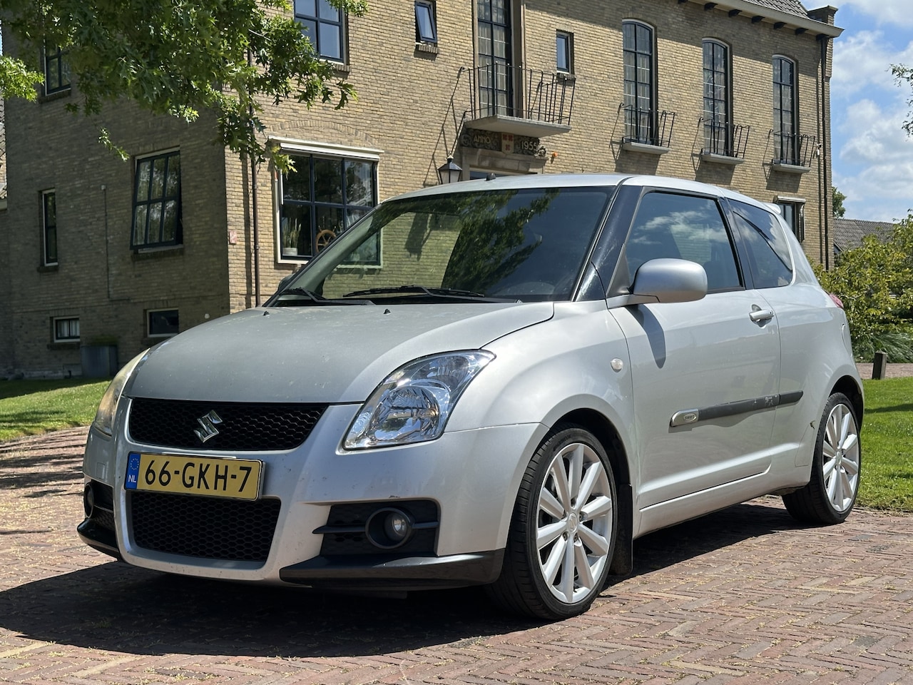 Suzuki Swift - 1.6 Sport Nap * Apple CAR-Play - AutoWereld.nl