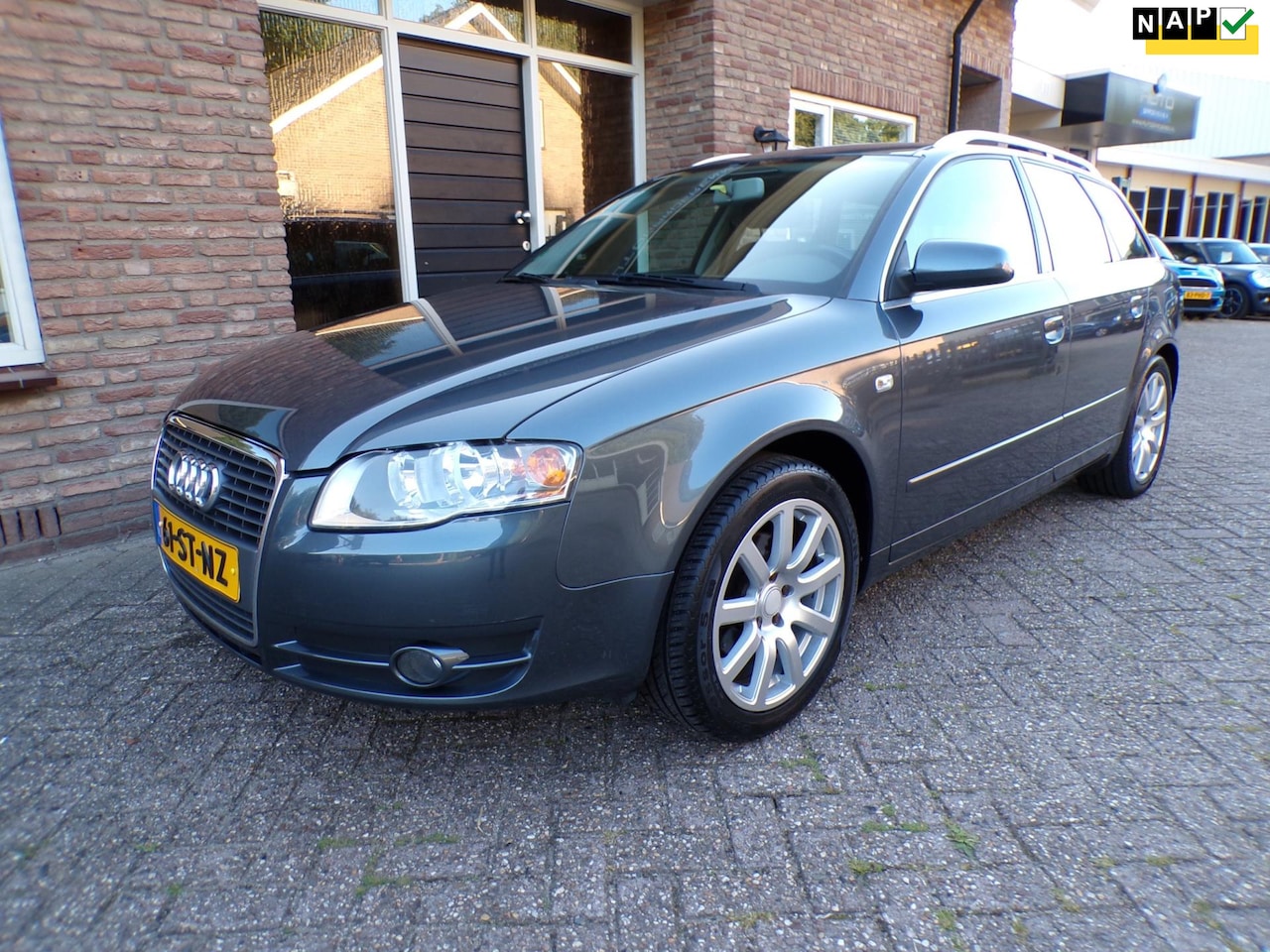Audi A4 Avant - 2.0 Pro Line Business Airco / Navi - AutoWereld.nl