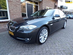 BMW 5-serie - 523i High Executive Automaat / Leder / Navi