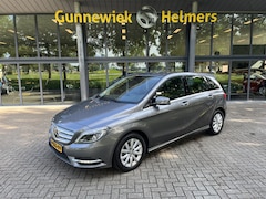 Mercedes-Benz B-klasse - 200 Ambition | AUTOMAAT | BLUETOOTH | CRUISE | NAVI | PDC V&A | TREKHAAK
