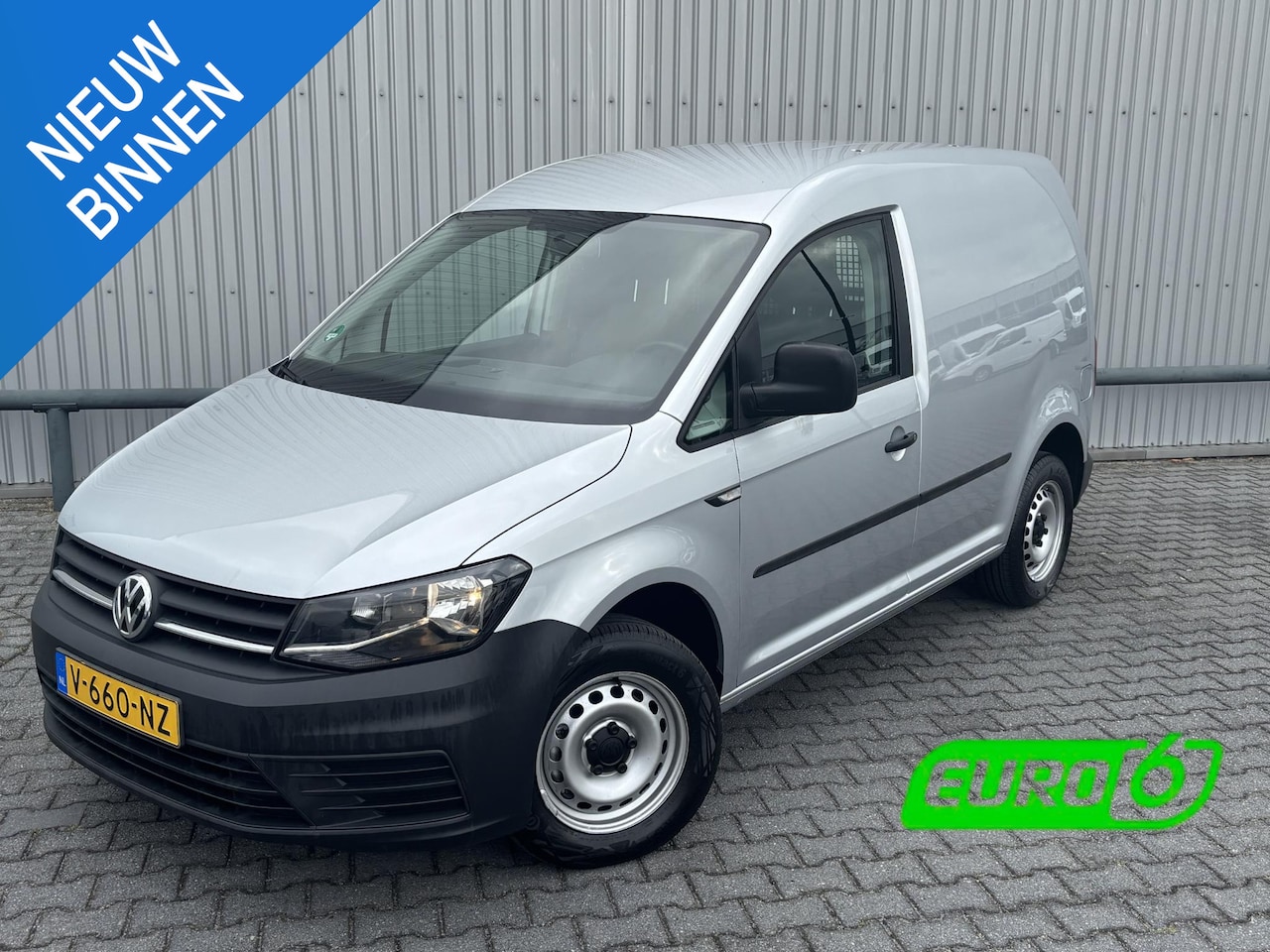 Volkswagen Caddy - 2.0 TDI L1H1 BMT Trendline*A/C*HAAK* - AutoWereld.nl