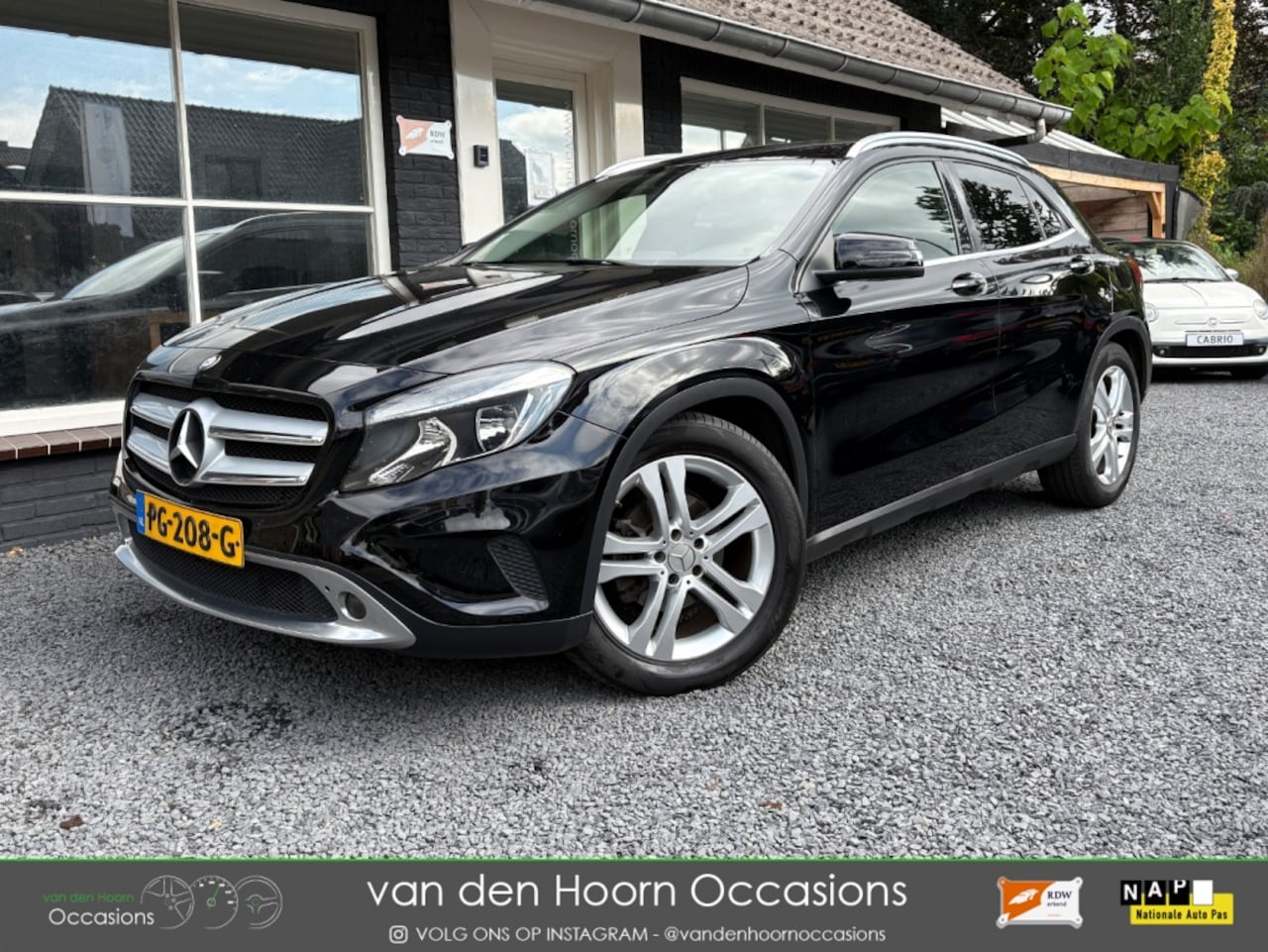 Mercedes-Benz GLA-Klasse - 220 CDI 4M STOELVERWARMING | NW APK | 18 INCH - AutoWereld.nl