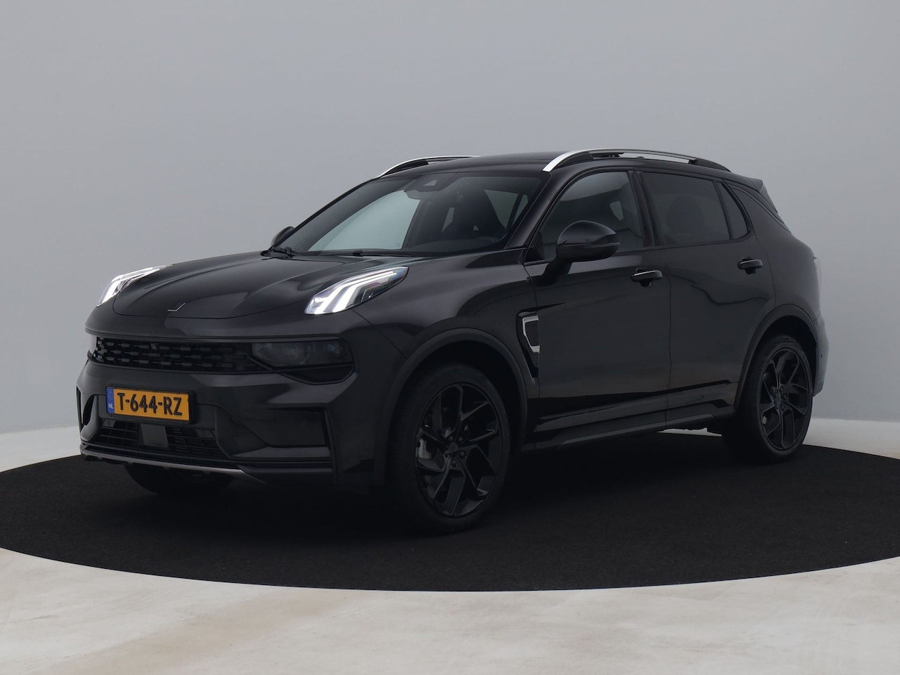 Lynk & Co 01 - 1.5 Plug-in Hybrid | 360° | BLACK | ZWARTE HEMEL | NLD AUTO - AutoWereld.nl