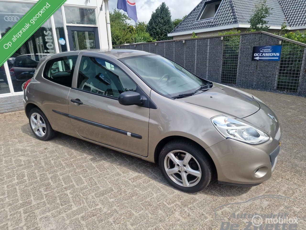 Renault Clio - 1.2 Special Line 1.2 Special Line - AutoWereld.nl