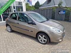 Renault Clio - 1.2 Special Line