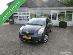 Toyota Yaris - 1.3 VVTi Sol MMT