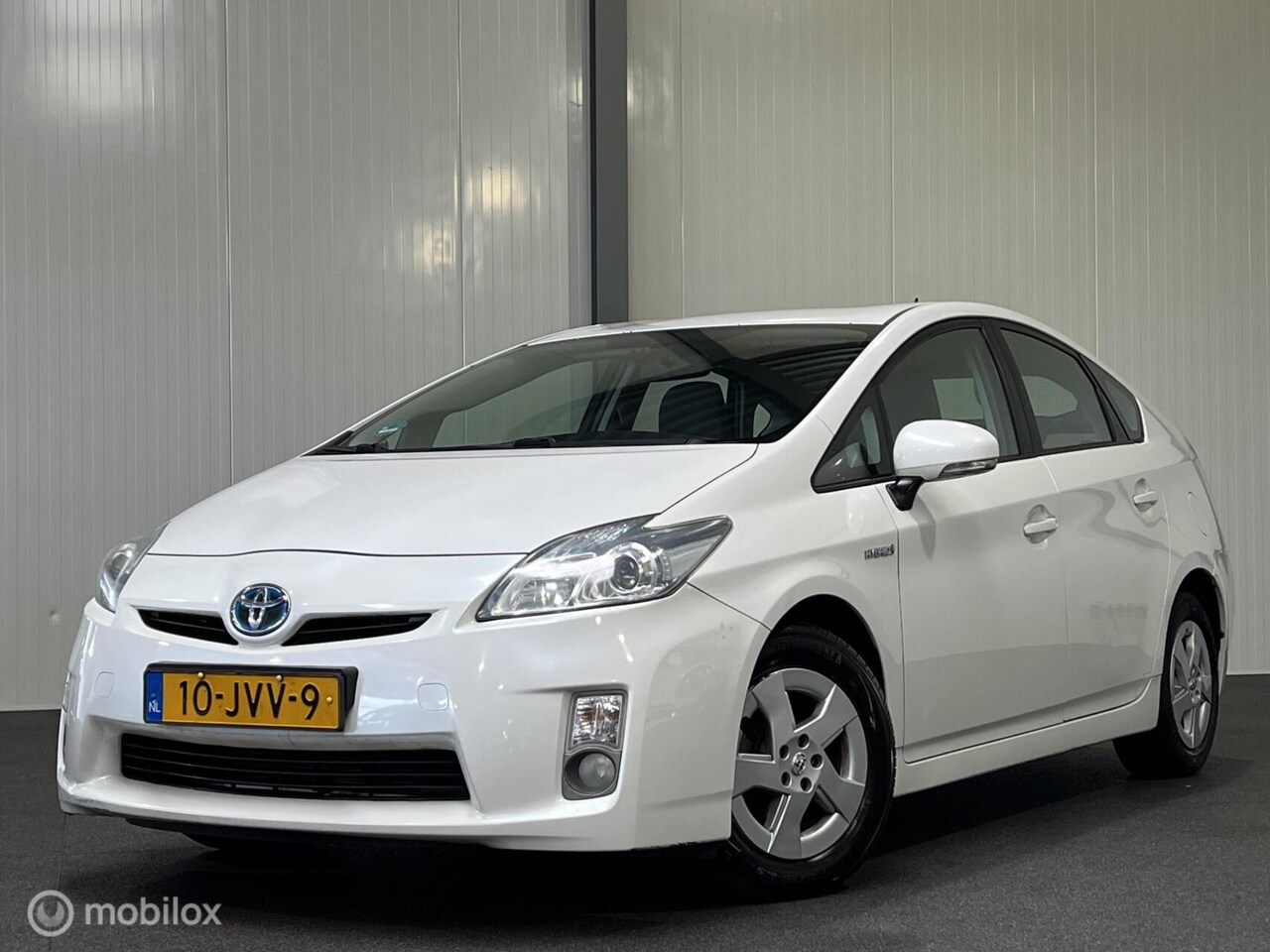 Toyota Prius - 1.8 Comfort [ NAP 1e eig. trekhaak HUD ] - AutoWereld.nl