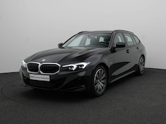 BMW 3-serie Touring - 320e Sportstoelen | Cruise Control | DAB | Curved Display | 17''