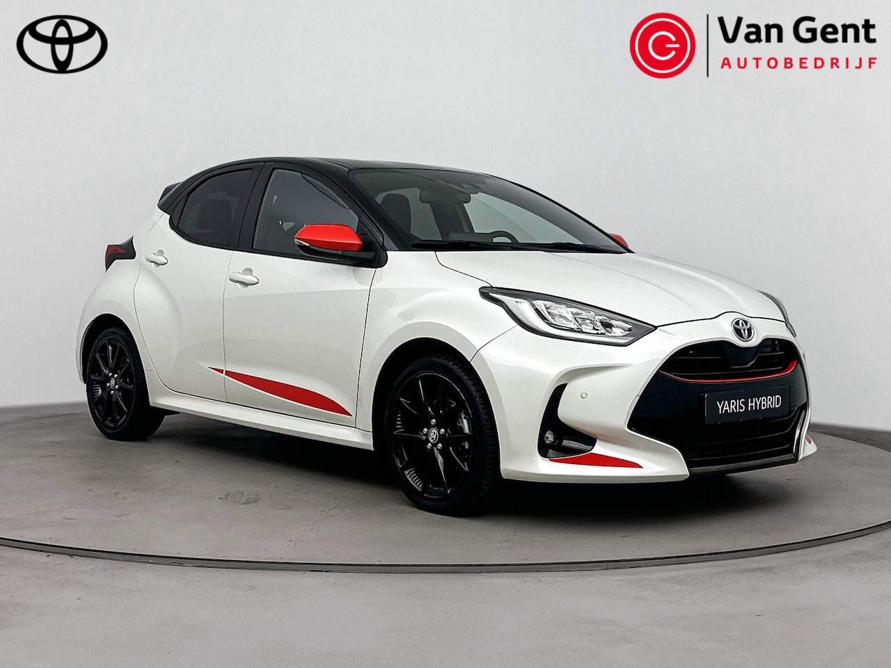 Toyota Yaris - 1.5 Hybrid Executive | Dodehoek | Stoelverwarming | Parkeersensoren | Head-Up Display | Ap - AutoWereld.nl