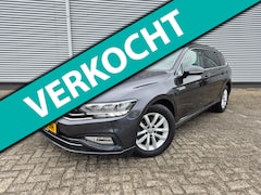 Volkswagen Passat Variant - 1.5 TSI Comfort Business Automaat, airco, cruise, navigatie, trekhaak, parkeersensoren,