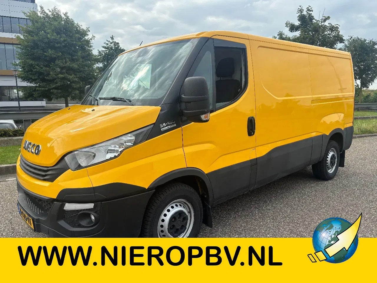 Iveco Daily - 35S16 L2H1 Automaat Airco Cruisecontrol EURO 6 - AutoWereld.nl