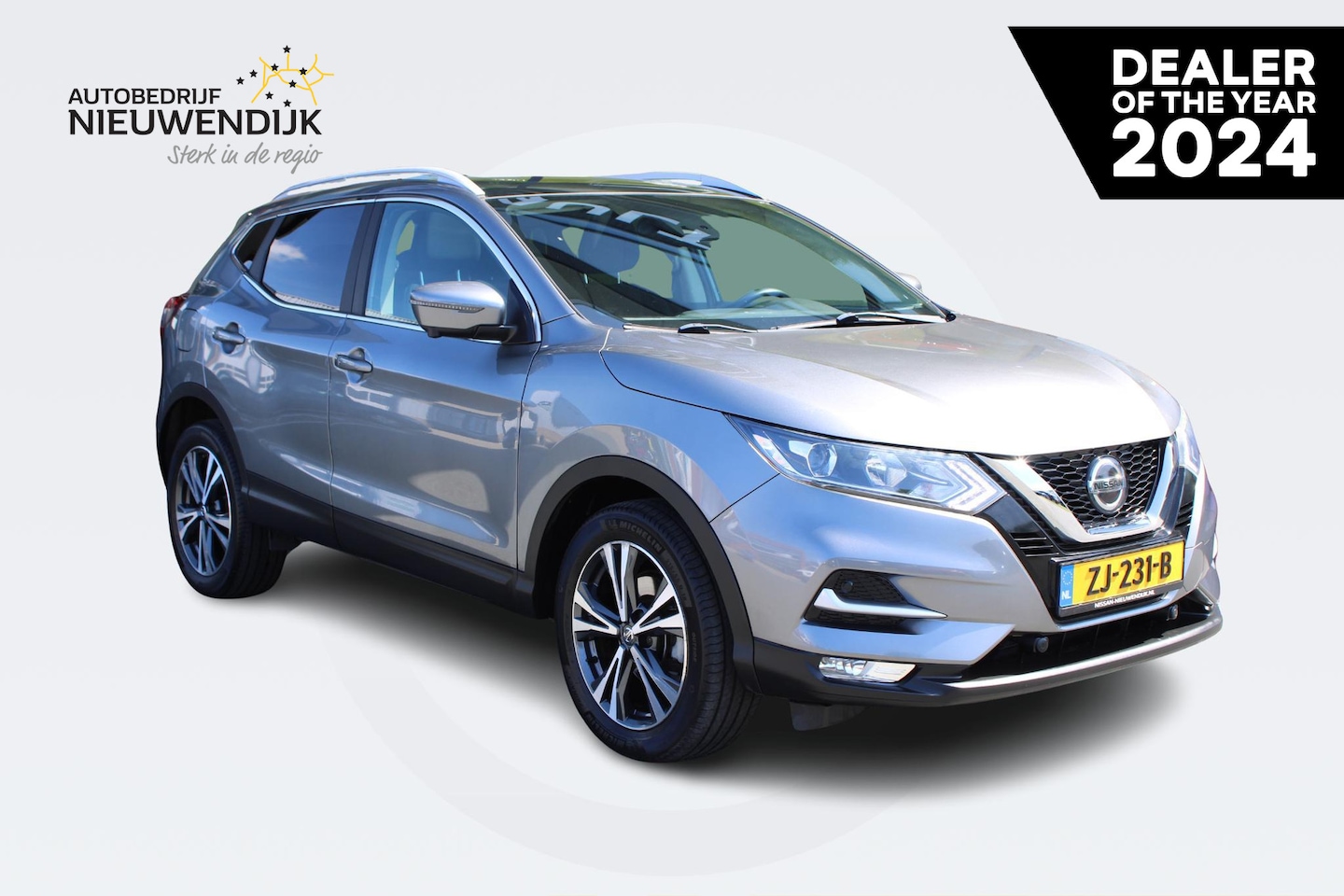 Nissan Qashqai - 1.2 N-Connecta | PANORAMA | NAVIGATIE | 360 CAMERA | PARKEERSENSOREN V+A | CLIMATE CONTROL - AutoWereld.nl