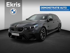 BMW 5-serie Touring - M5 Stuurwielrand verwarmd | M Drive Professional | Trekhaak | Panoramadak | Driving Assist