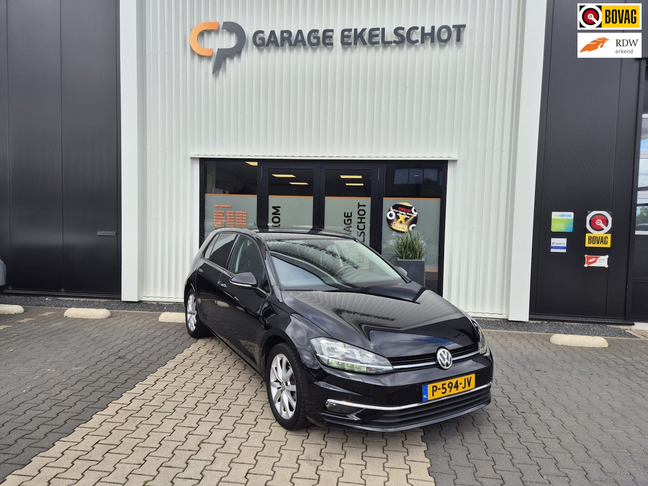 Volkswagen Golf - 1.0 TSI JOIN / PDC / Stoelverwarming / Navi - AutoWereld.nl