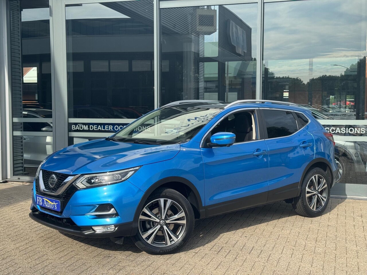 Nissan Qashqai - 1.2 Tekna Airco Panodak Cruise Navi 360 camera - AutoWereld.nl