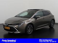 Toyota Corolla - 2.0 Hybrid Executive | Panoramadak | Leder/Alcantara | Blind spot | Zondag Open