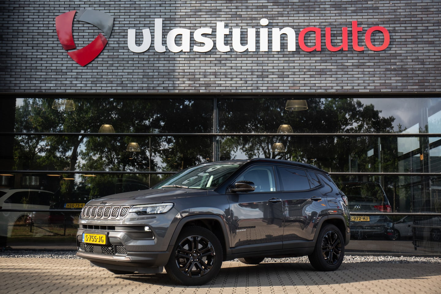 Jeep Compass - 4xe 240 Plug-in Hybrid Electric Upland 4xe 240 Plug-in Hybrid Electric Upland , Adap. cruise, 360°camera, - AutoWereld.nl