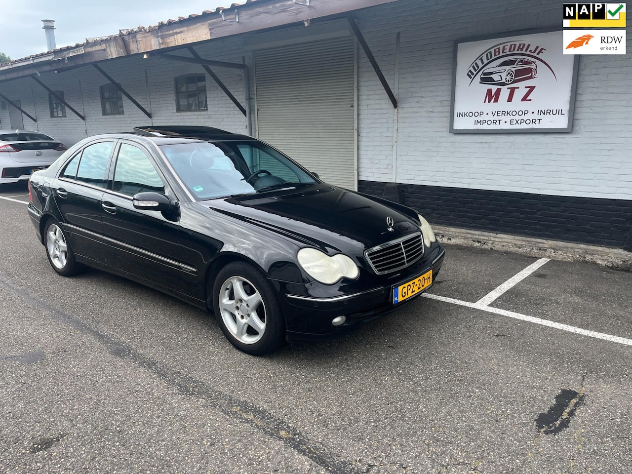 Mercedes-Benz C-klasse - 180 Avantgarde Aut. - AutoWereld.nl