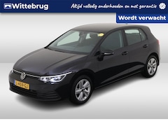 Volkswagen Golf - 1.5 TSI 130PK Life Business / LED / Navigatie / Parkeersensoren / Style Interieur / Ergo A