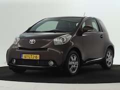 Toyota iQ - 1.0 VVTi Aspiration Automaat | Navigatie | Stoelverwarming |