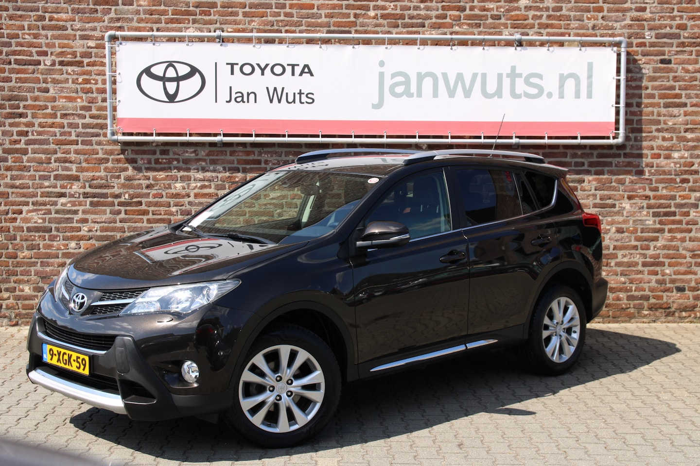 Toyota RAV4 - 2.0 Executive AWD + trekhaak - AutoWereld.nl