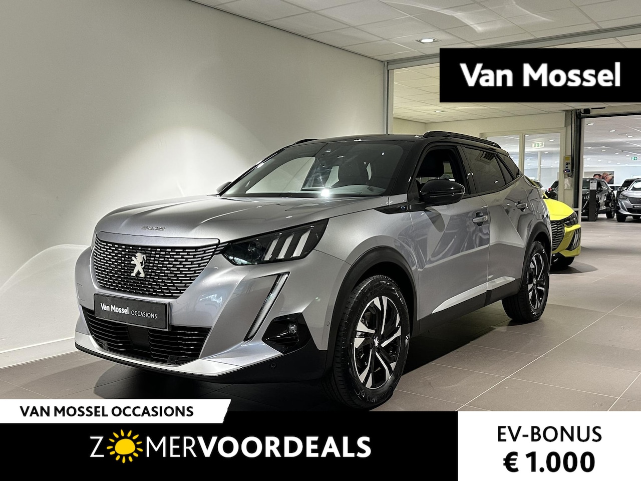 Peugeot e-2008 - EV GT 50 kWh | Dodehoek detectie | 3D cockpit | Achteruitrijcamera | Sportstoelen half-led - AutoWereld.nl