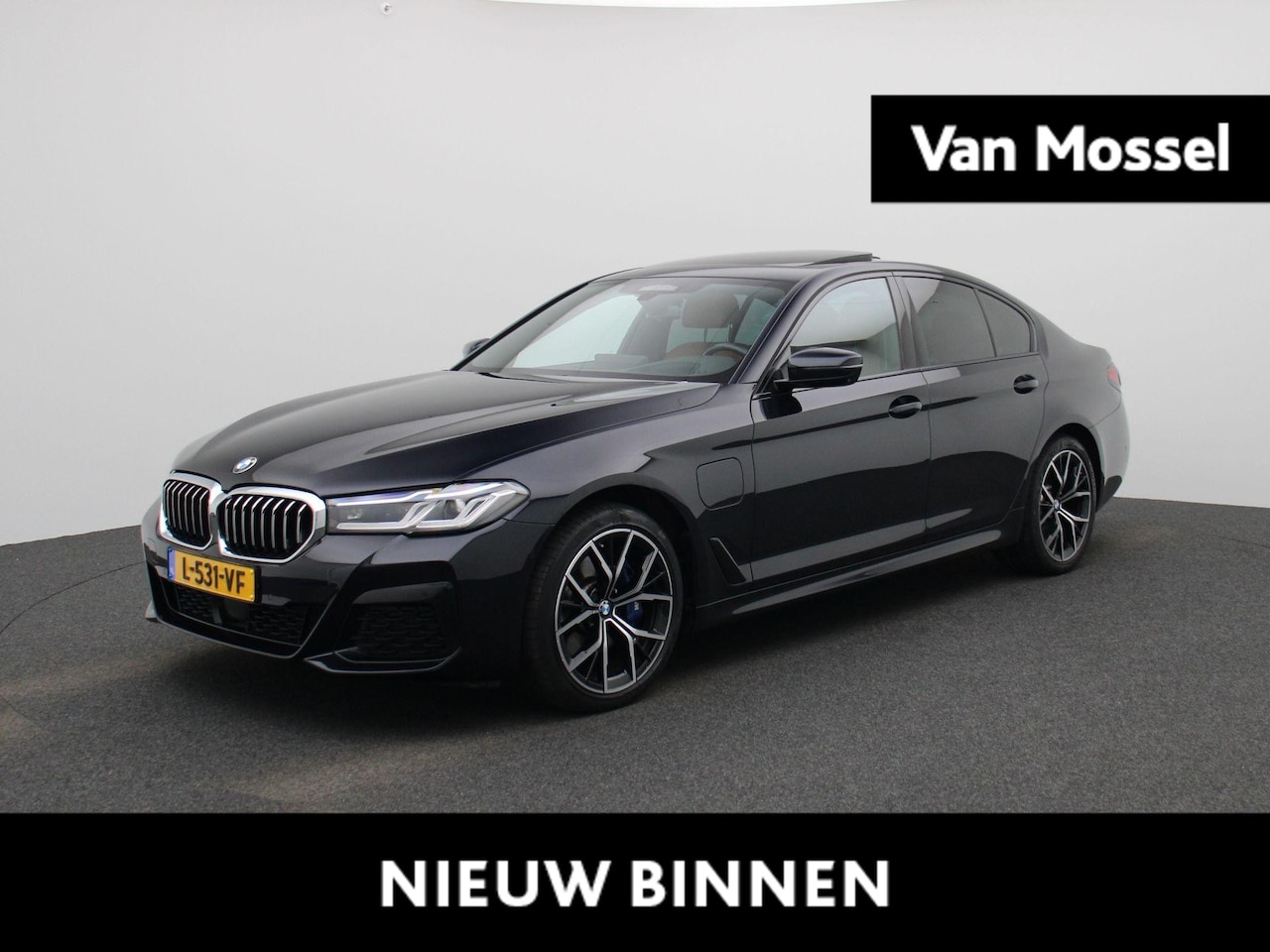 BMW 5-serie - 530e Business Edition Plus | Apple Carplay / Android Auto | Harman/Kardon | Achteruitrijca - AutoWereld.nl