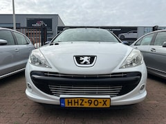 Peugeot 206 - 1.4 Urban Move LIMITED EDITION APK 7-4-26 133920 KM ALLE FACTUUR AANWEZIG