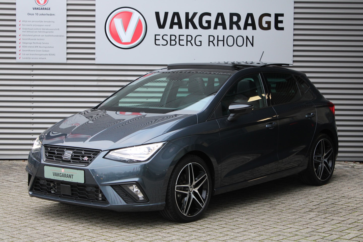 SEAT Ibiza - 1.0 TSI FR DSG,NAVI/CAM,PANO,BEATS - AutoWereld.nl