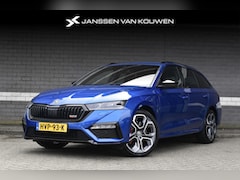 Skoda Octavia Combi - 1.4 TSI RS iV PHEV / Panoramadak / Head-Up / Trekhaak / Adaptieve Cruise Control