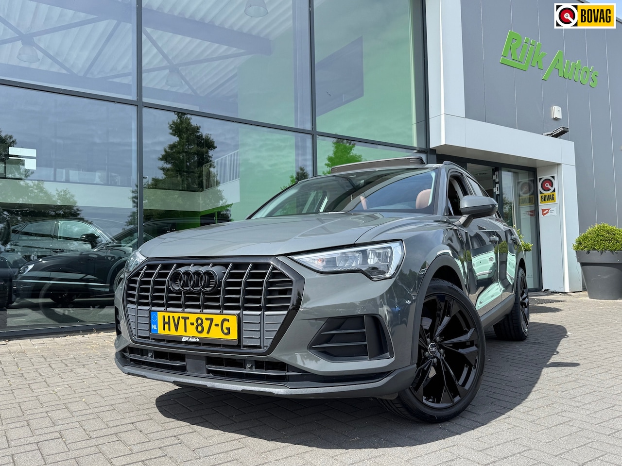 Audi Q3 - 35 TFSI Pro Line * Leer * Panoramadak * 1E Eigenaar - AutoWereld.nl