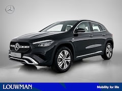 Mercedes-Benz GLA-Klasse - 250 e Business Solution Luxury | Trekhaak | Parkeerpakket met achteruitrijcamera | Keyless