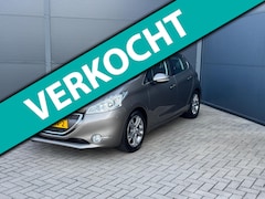 Peugeot 208 - 1.6 VTi Allure / Nap / Carplay / Trekhaak