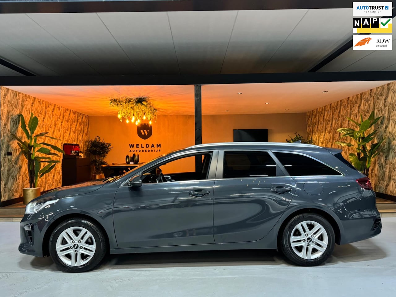 Kia Cee'd - Ceed 1.4 T-GDi DynamicLine Garantie Camera Elek Achterklep Adoptieve Cruise Blindspot Keyl - AutoWereld.nl