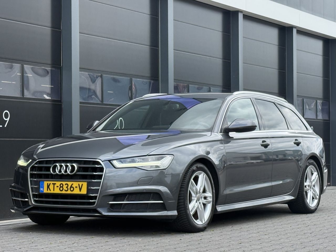 Audi A6 Avant - 2.0 TDI ultra Lease Edition 2.0 TDI Ultra Lease Edition - AutoWereld.nl