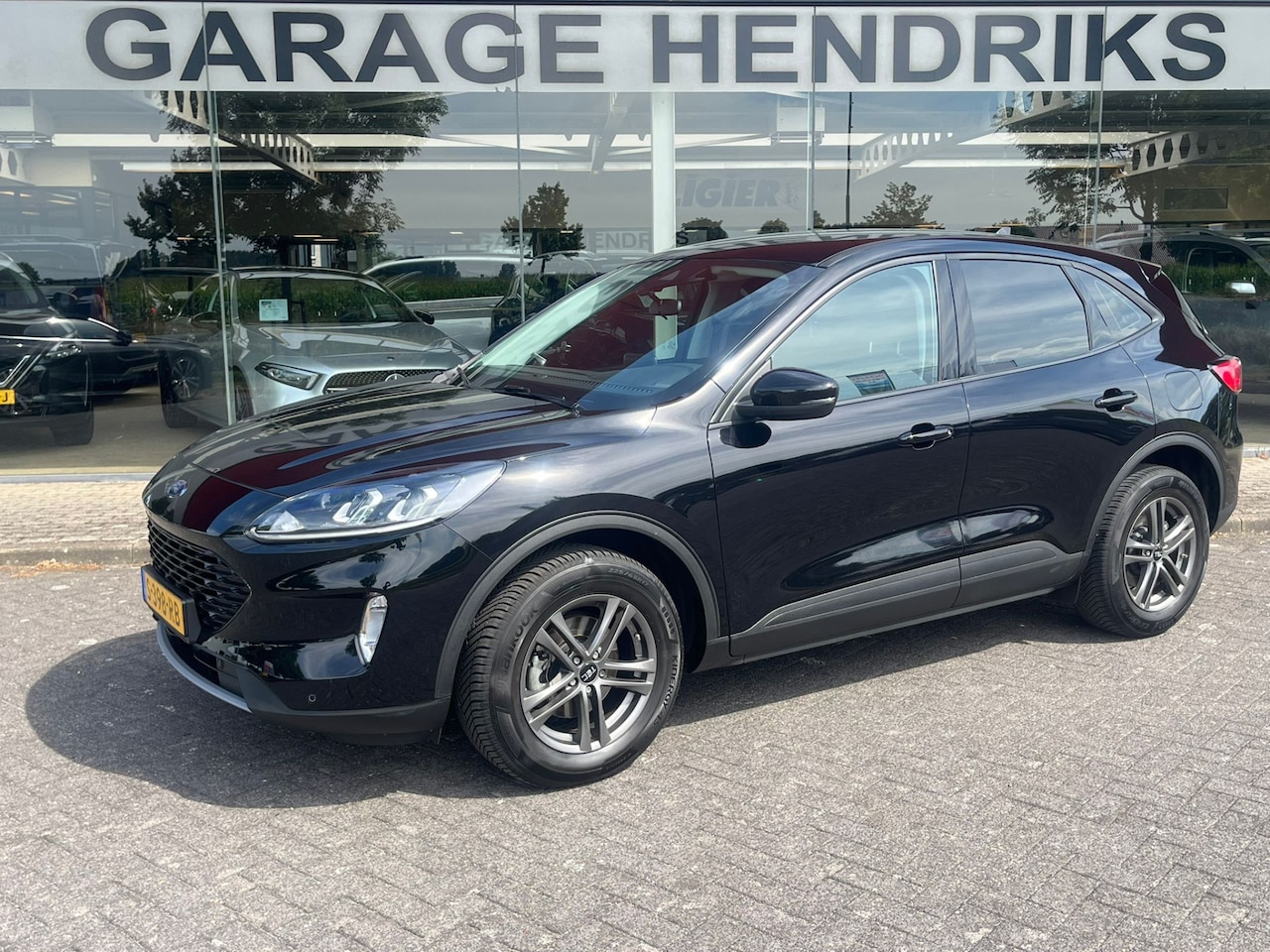 Ford Kuga - 1.5 EcoBoost Titanium | Navi | Climate | Cruise Control | occasion - AutoWereld.nl