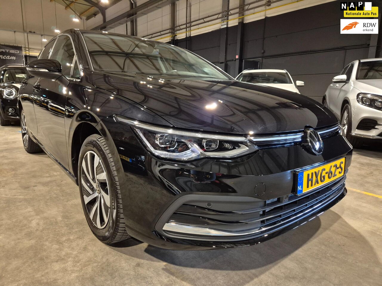 Volkswagen Golf - 1.4 eHybrid - Digitaal Dashboard - Sfeerverlichting - Ergostoel met memory - Adapt Cruise - AutoWereld.nl