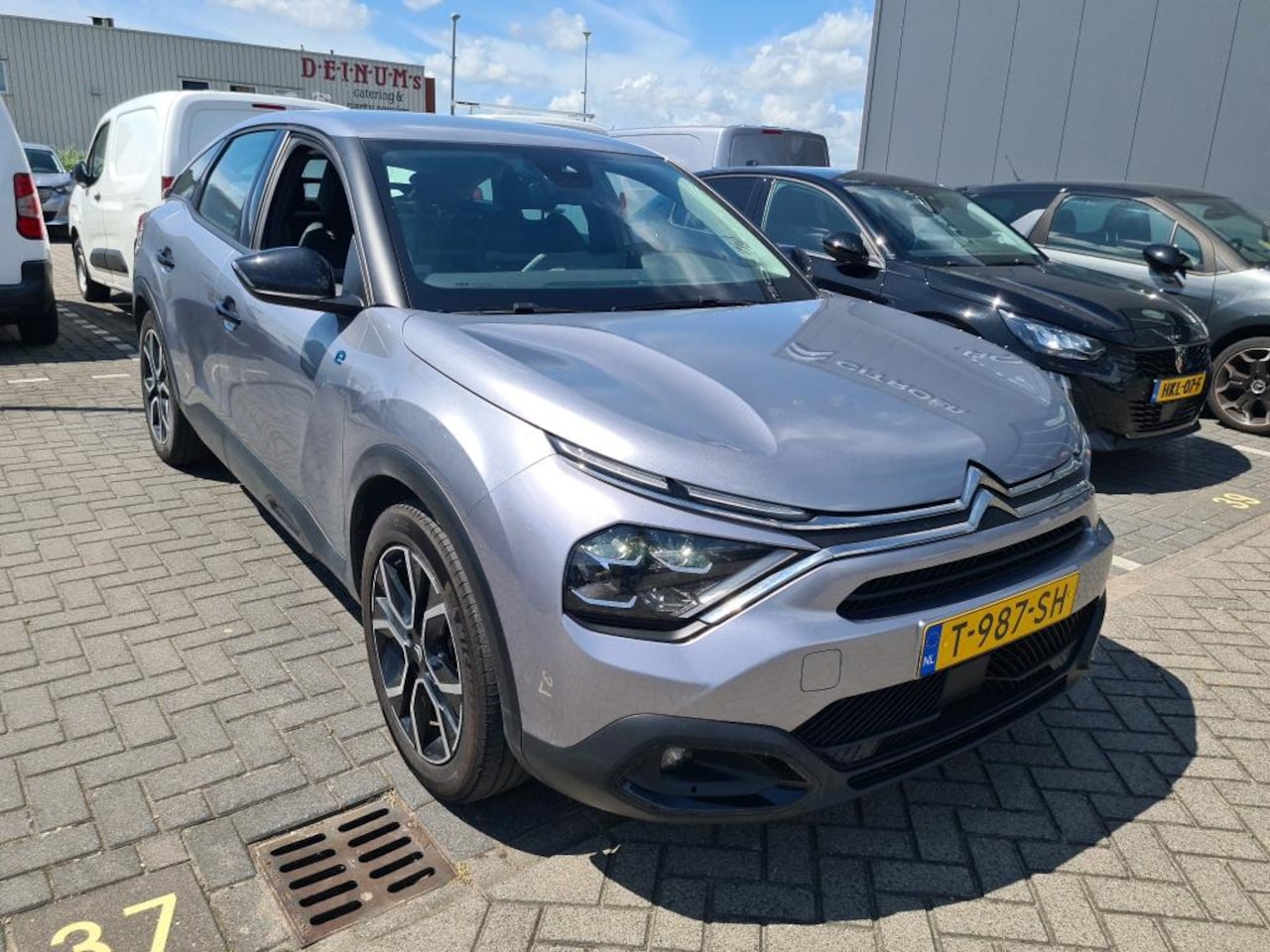 Citroën Ë-C4 - Feel 50 kWh 3 Fase | Navigatie by App | Cruise Control | Full-LED | DAB+ | Parkeersensoren - AutoWereld.nl